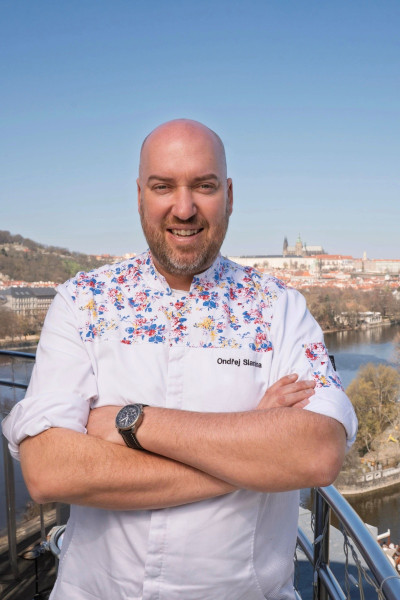 Noc s degustačním menu a vinným párováním od Ondřeje Slaniny